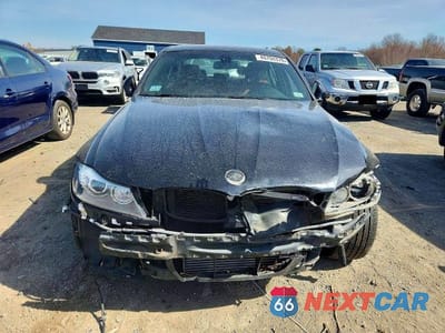 Piąte zdjęcie samochodu w środku: 2011 BMW 335 XI VIN:WBAPL5C55BA920484 - miniatura