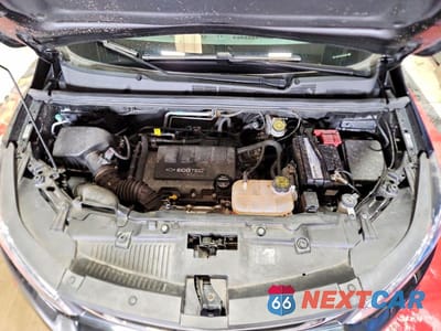 Zdjęcie 12 z 13 samochodu: 2020 CHEVROLET TRAX LS VIN:KL7CJNSB5LB089916 - miniatura