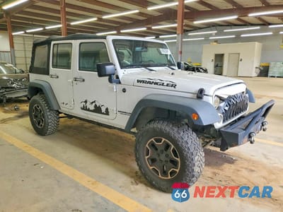 Czwarte zdjęcie samochodu z boku: 2017 JEEP WRANGLER UNLIMITED SPORT VIN:1C4BJWDGXHL524542 - miniatura