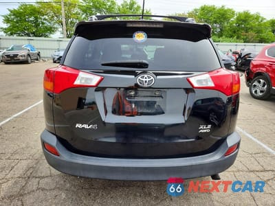 Zdjęcie 6 z 13 samochodu: 2015 TOYOTA RAV4 XLE VIN:2T3RFREV6FW296130 - miniatura