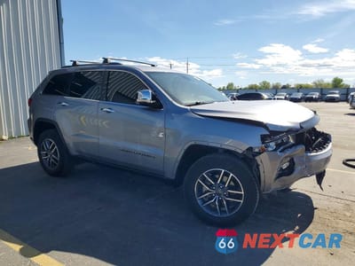 Czwarte zdjęcie samochodu z boku: 2020 JEEP GRAND CHEROKEE LIMITED VIN:1C4RJFBG5LC210825 - miniatura