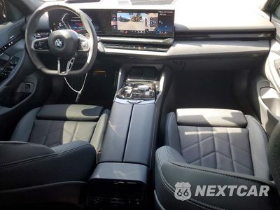 Zdjęcie 8 z 12 samochodu: 2026 BMW 530 I VIN:WBA43FJ09TCW65103 - miniatura