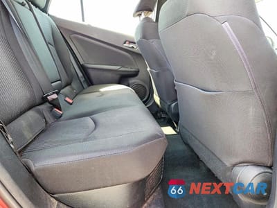 Zdjęcie 10 z 11 samochodu: 2017 TOYOTA PRIUS TWO VIN:JTDKBRFU8H3575426 - miniatura