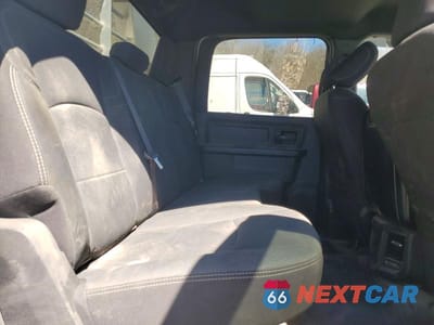 Zdjęcie 10 z 13 samochodu: 2023 RAM 5500 VIN:3C7WRNEL9PG570670 - miniatura