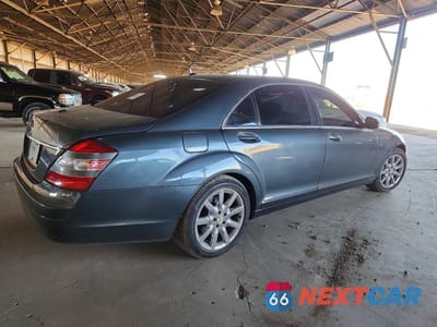Trzecie zdjęcie samochodu z tyłu: 2007 MERCEDES-BENZ S 550 VIN:WDDNG71X27A074343 - miniatura