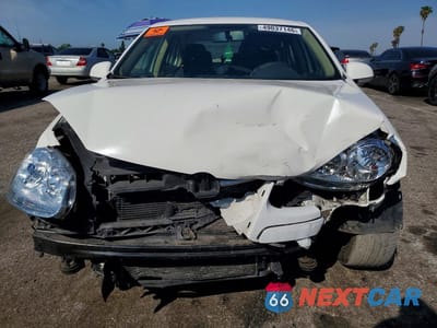 Piąte zdjęcie samochodu w środku: 2009 VOLKSWAGEN JETTA S VIN:3VWJZ71KX9M062886 - miniatura