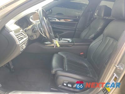 Zdjęcie 6 z 12 samochodu: 2020 BMW 750 XI VIN:WBA7U2C0XLCD49776 - miniatura
