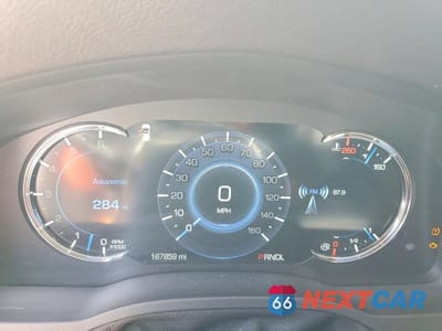Zdjęcie 9 z 14 samochodu: 2020 CADILLAC ESCALADE VIN:1GYS3AKJ0LR266916 - miniatura