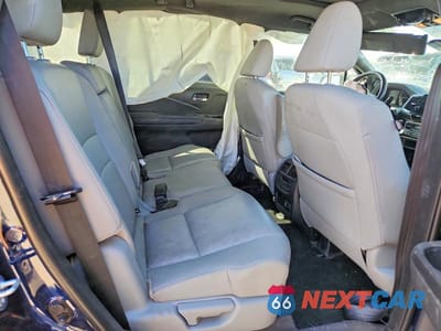 Zdjęcie 10 z 13 samochodu: 2021 HONDA PASSPORT TOURING VIN:5FNYF8H92MB036055 - miniatura