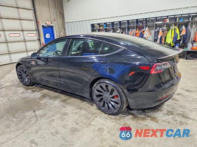 Drugie zdjęcie samochodu z przodu: 2021 TESLA MODEL 3 VIN:5YJ3E1EC7MF044608 - miniatura