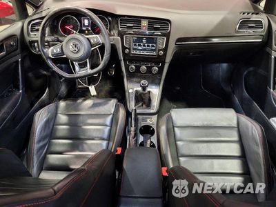 Zdjęcie 8 z 12 samochodu: 2016 VOLKSWAGEN GTI S VIN:3VW5T7AU3GM003079 - miniatura