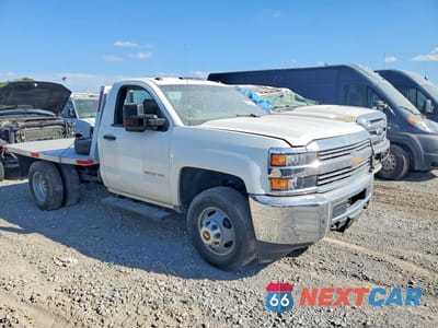 Czwarte zdjęcie samochodu z boku: 2016 CHEVROLET SILVERADO FLATBED TRUCK VIN:1GB3CYCG5GZ200782 - miniatura