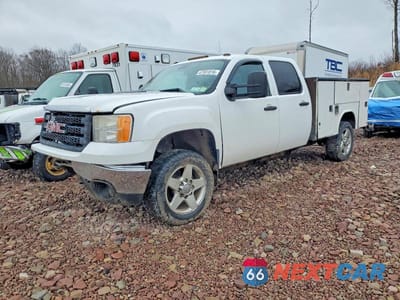 Drugie zdjęcie samochodu z przodu: 2014 GMC SIERRA 3500 HD UTILITY / SERVICE TRUCK VIN:1GT422C8XEF176874 - miniatura