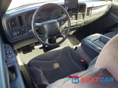 Zdjęcie 8 z 13 samochodu: 2002 GMC NEW SIERRA C1500 VIN:1GTEC19T12Z345360 - miniatura