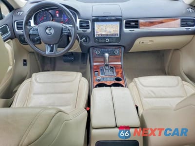 Zdjęcie 8 z 13 samochodu: 2012 VOLKSWAGEN TOUAREG V6 VIN:WVGFF9BP5CD001791 - miniatura
