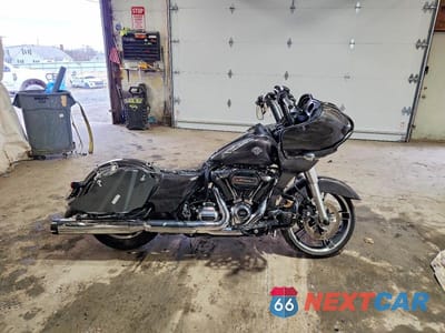 2018 HARLEY-DAVIDSON FLTRX ROAD GLIDE 1HD1KHC19JB639421 - główne zdjęcie licytacji z USA - miniatura