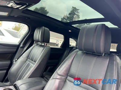 Zdjęcie 9 z 10 samochodu: 2018 LAND ROVER RANGE ROVER VELAR R-DYNAMIC HSE VIN:SALYM2RX0JA720387 - miniatura