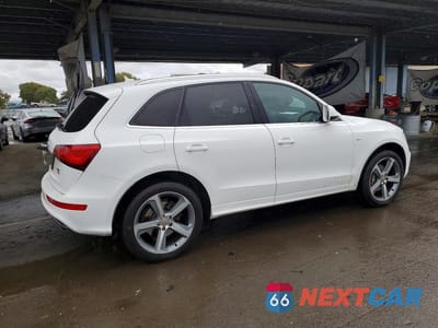 Trzecie zdjęcie samochodu z tyłu: 2014 AUDI Q5 PREMIUM PLUS VIN:WA1DGAFP9EA082152 - miniatura