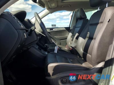 Zdjęcie 7 z 13 samochodu: 2017 VOLKSWAGEN TIGUAN WOLFSBURG VIN:WVGSV7AX0HK005936 - miniatura