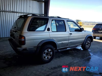 Trzecie zdjęcie samochodu z tyłu: 1998 NISSAN PATHFINDER XE VIN:JN8AR05Y7WW261080 - miniatura