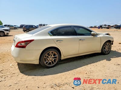 Trzecie zdjęcie samochodu z tyłu: 2010 NISSAN MAXIMA 3.5 S VIN:1N4AA5AP1AC834407 - miniatura
