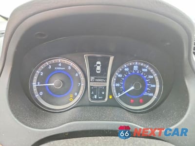 Zdjęcie 9 z 12 samochodu: 2014 HYUNDAI AZERA BASE VIN:KMHFG4JG7EA367998 - miniatura