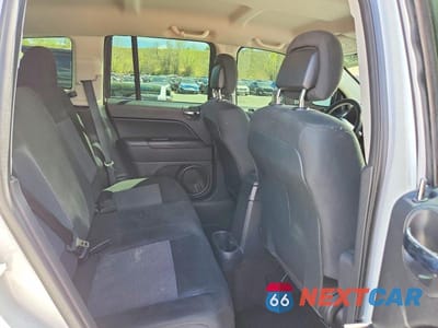 Zdjęcie 11 z 13 samochodu: 2014 JEEP COMPASS SPORT VIN:1C4NJCBA0ED595085 - miniatura