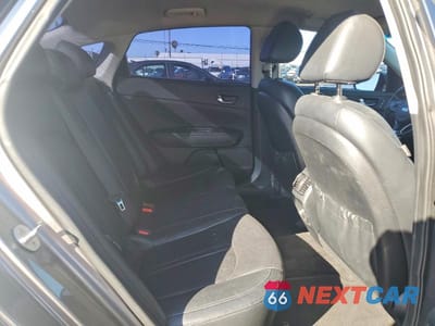 Zdjęcie 10 z 12 samochodu: 2018 KIA OPTIMA EX VIN:5XXGU4L35JG260670 - miniatura