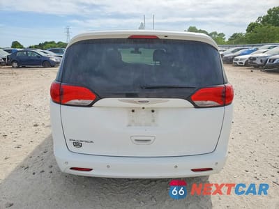 Zdjęcie 6 z 13 samochodu: 2019 CHRYSLER PACIFICA LX VIN:2C4RC1CGXKR701019 - miniatura