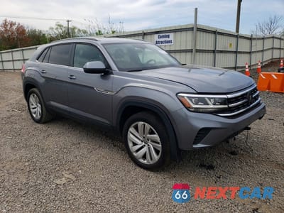Czwarte zdjęcie samochodu z boku: 2020 VOLKSWAGEN ATLAS CROSS SPORT SE VIN:1V21E2CA8LC212961 - miniatura