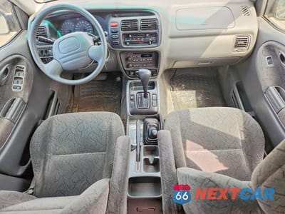 Zdjęcie 8 z 12 samochodu: 2002 CHEVROLET TRACKER ZR2 VIN:2CNBJ734526925683 - miniatura