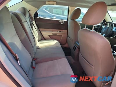 Zdjęcie 10 z 13 samochodu: 2008 CHRYSLER 300 LX VIN:2C3KA43R78H133602 - miniatura