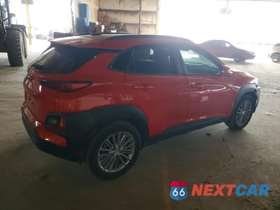 Trzecie zdjęcie samochodu z tyłu: 2020 HYUNDAI KONA SEL VIN:KM8K22AA3LU440342 - miniatura
