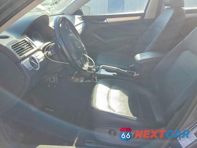 Zdjęcie 7 z 12 samochodu: 2013 VOLKSWAGEN PASSAT SE VIN:1VWBN7A32DC126163 - miniatura