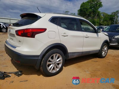 Trzecie zdjęcie samochodu z tyłu: 2019 NISSAN ROGUE SPORT SV VIN:JN1BJ1CP7KW243778 - miniatura