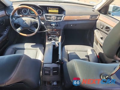 Zdjęcie 8 z 12 samochodu: 2011 MERCEDES-BENZ E 350 4MATIC VIN:WDDHF8HB0BA467847 - miniatura
