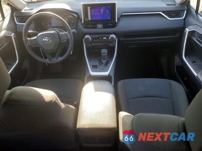 Zdjęcie 8 z 12 samochodu: 2024 TOYOTA RAV4 VIN:2T3F1RFV1RW429655 - miniatura