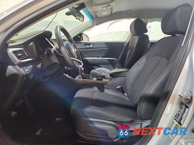 Zdjęcie 7 z 12 samochodu: 2020 KIA OPTIMA LX VIN:5XXGT4L37LG425348 - miniatura