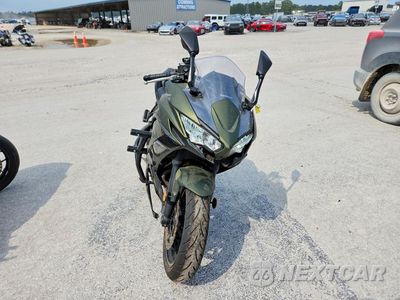 Drugie zdjęcie samochodu z przodu: 2024 KAWASAKI EX650 P VIN:ML5EXEP11RDAC4786 - miniatura