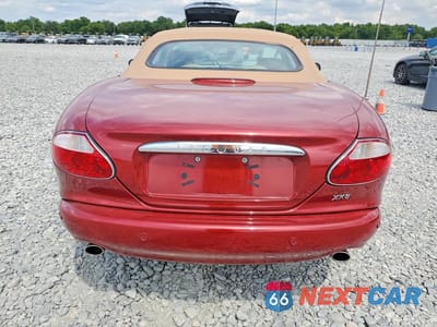 Zdjęcie 6 z 12 samochodu: 2001 JAGUAR XK8 VIN:SAJDA42C41NA19706 - miniatura