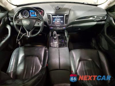 Zdjęcie 8 z 13 samochodu: 2017 MASERATI LEVANTE VIN:ZN661XUA4HX207186 - miniatura