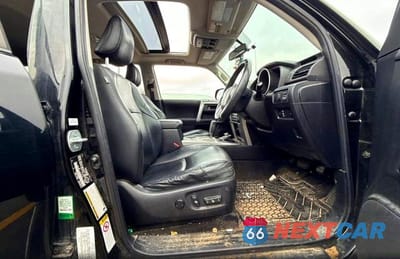 Piąte zdjęcie samochodu w środku: 2013 TOYOTA 4RUNNER SR5 VIN:JTEBU5JRXD5143615 - miniatura