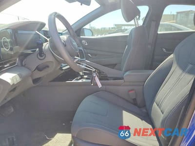 Zdjęcie 7 z 12 samochodu: 2022 HYUNDAI ELANTRA SEL VIN:5NPLN4AG8NH067344 - miniatura