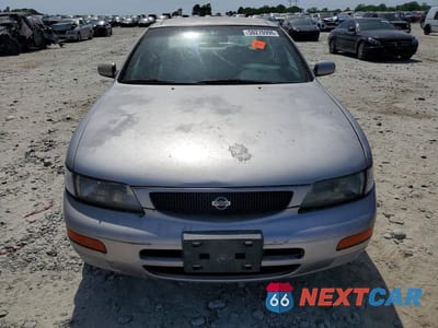 Piąte zdjęcie samochodu w środku: 1996 NISSAN MAXIMA GXE VIN:JN1CA21DXTT118280 - miniatura