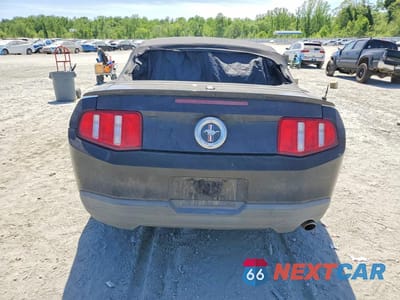 Zdjęcie 6 z 12 samochodu: 2010 FORD MUSTANG VIN:1ZVBP8EN5A5172727 - miniatura