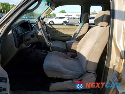 Zdjęcie 7 z 12 samochodu: 2003 TOYOTA TACOMA XTRACAB PRERUNNER VIN:5TESN92N43Z286947 - miniatura