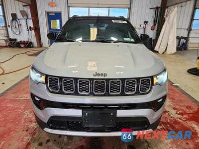 Piąte zdjęcie samochodu w środku: 2024 JEEP COMPASS LIMITED VIN:3C4NJDCN3RT158625 - miniatura