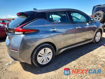 Trzecie zdjęcie samochodu z tyłu: 2018 NISSAN LEAF S VIN:1N4AZ1CPXJC310249 - miniatura