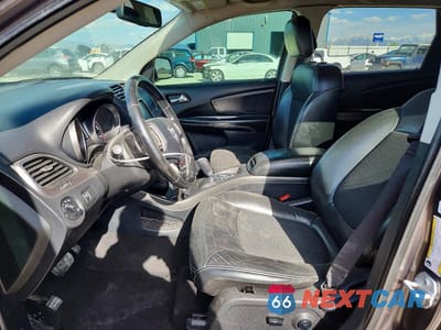 Zdjęcie 7 z 12 samochodu: 2020 DODGE JOURNEY CROSSROAD VIN:3C4PDCGB3LT266874 - miniatura