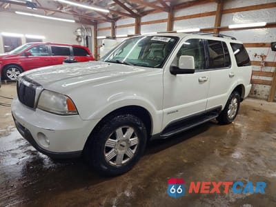 2004 LINCOLN TOWNHOUSE AVIATOR 5LMEU88H14ZJ49885 - główne zdjęcie licytacji z USA - miniatura